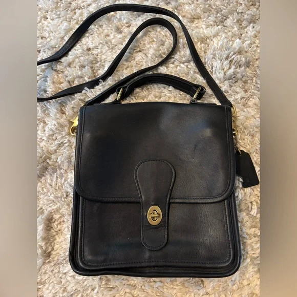 Coach Vintage Station Bag - Picture 1 of 7